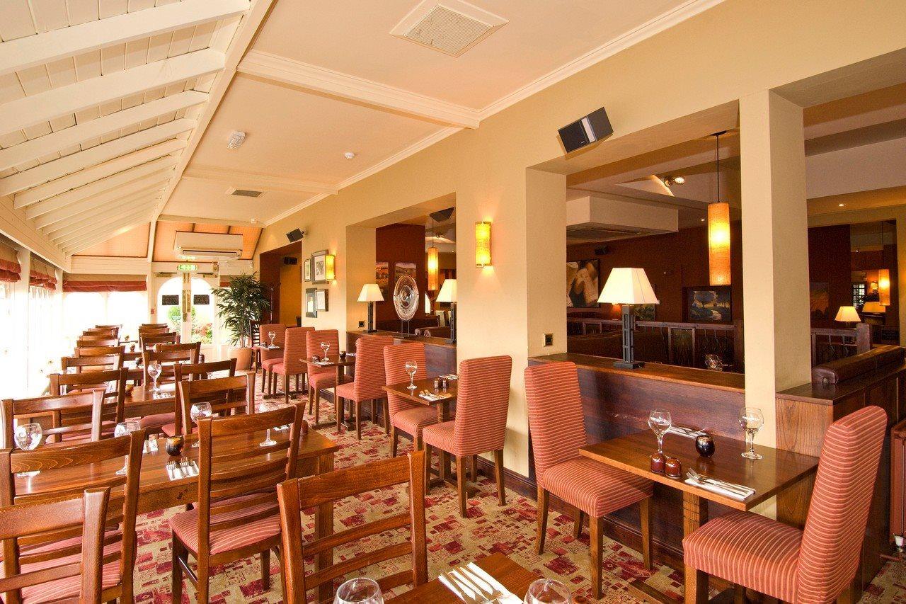 Premier Inn Тринг Екстериор снимка