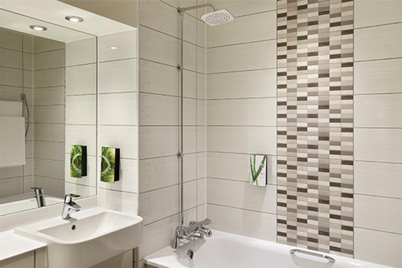 Premier Inn Тринг Екстериор снимка