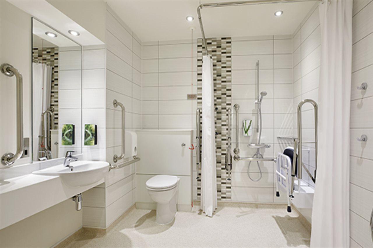 Premier Inn Тринг Екстериор снимка