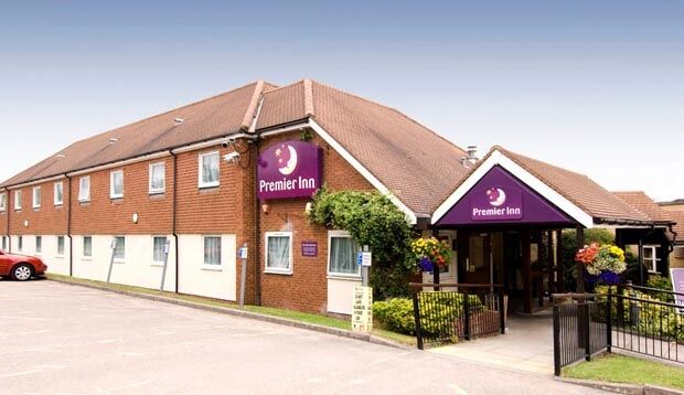 Premier Inn Тринг Екстериор снимка